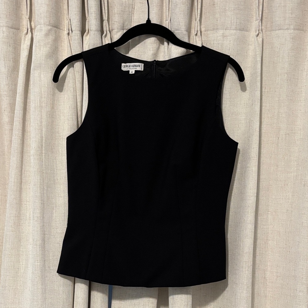 Giorgio Armani Elegant Black Shell
